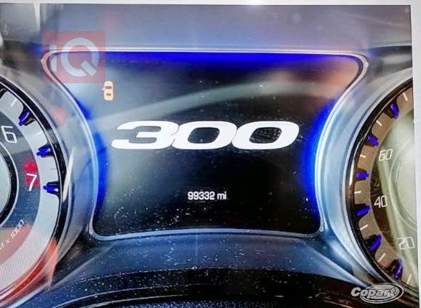کرایسلەر 300